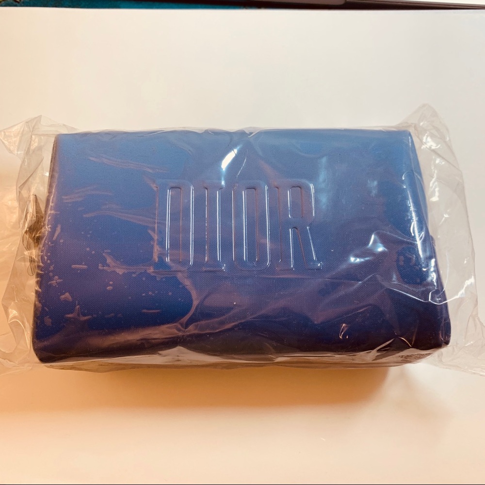 Dior Mini Pouch - Picture 7 of 8